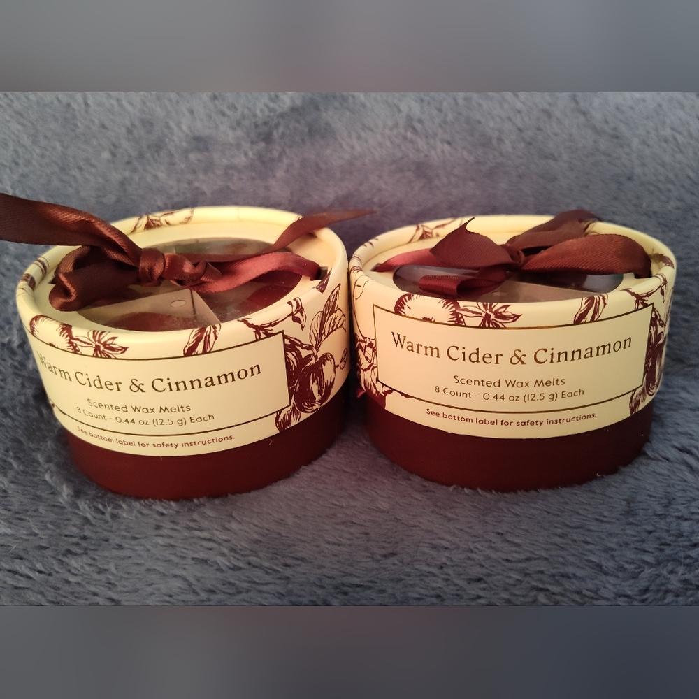 NWT!! 2- Threshold Warm Cider & Cinnamon  Wax Melts (8pks)